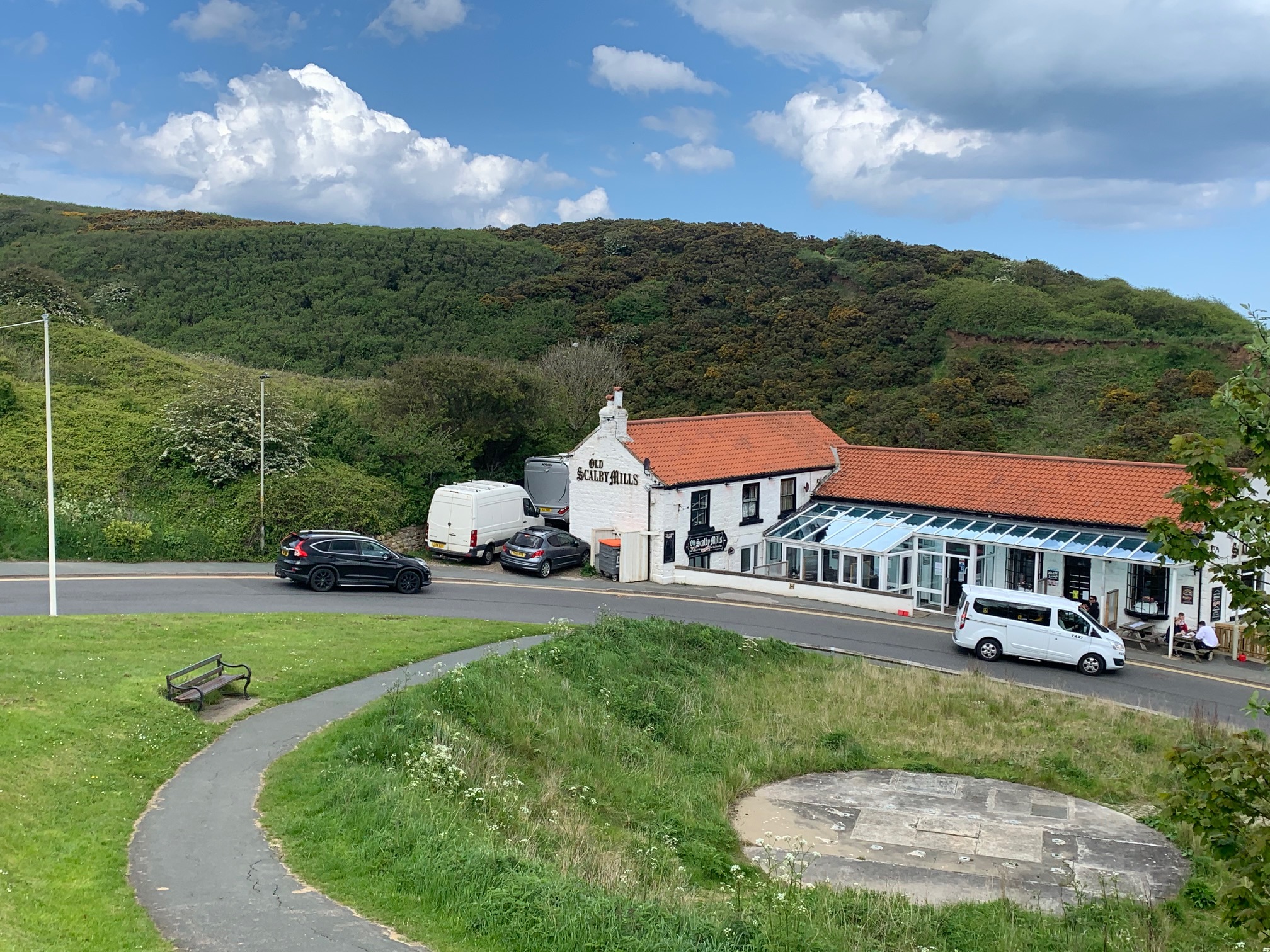 Scalby Mills Pub